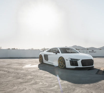 Audi R8. 2017 VS Style Carbon Fibre Front Lip