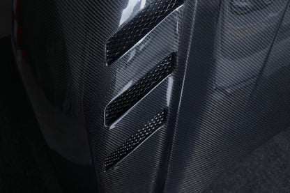 Audi R8. V10+ Full Carbon Fibre Competition Bonnet / Hood