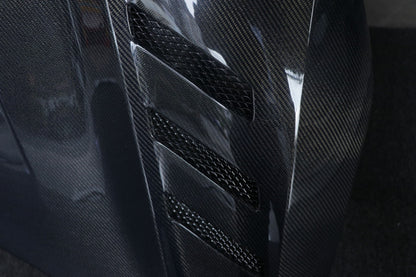 Audi R8. V10+ Full Carbon Fibre Competition Bonnet / Hood