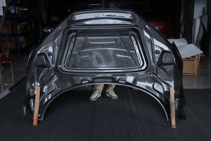 Audi R8. V10+ Full Carbon Fibre Competition Bonnet / Hood